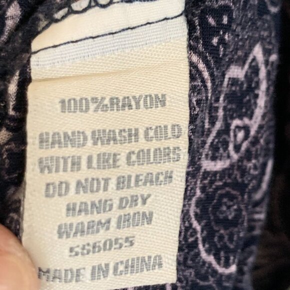 Cecico Paisley Romper Short Sleeves V-Neck Pockets Black & White Print Sz Large - Picture 5 of 6